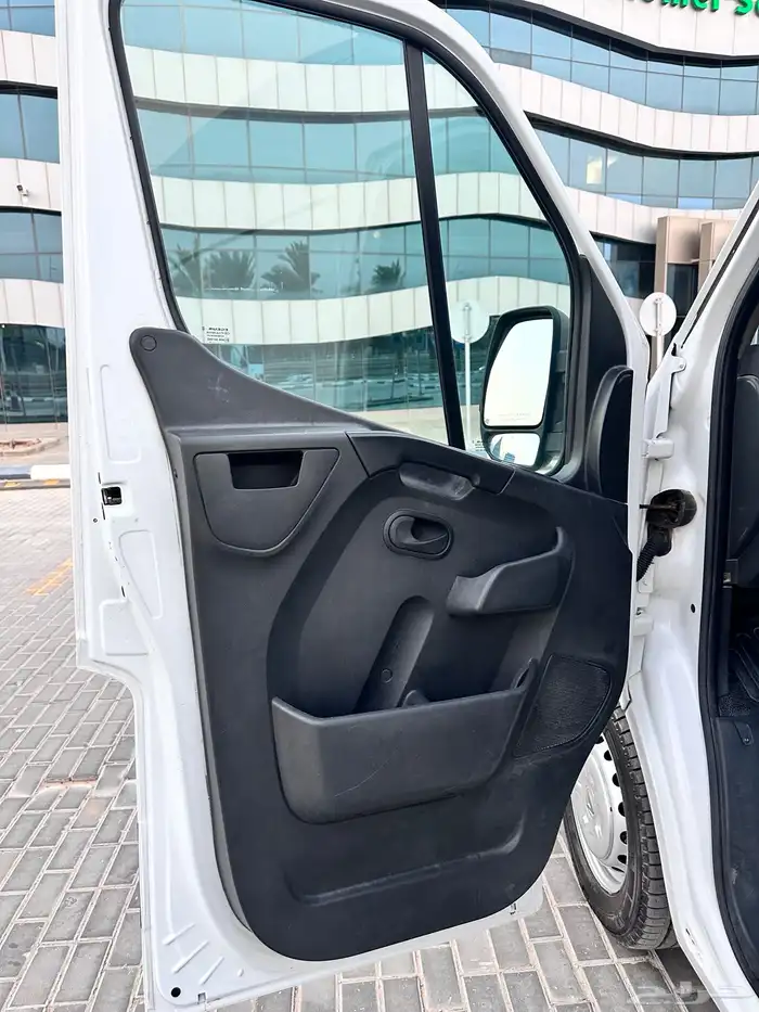 فان رينو ماستر 2020 ديزل ممشى قليل سقف مرتفع 11