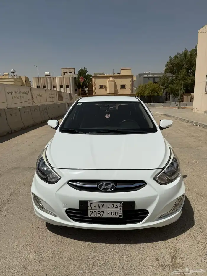 هونداي  اكسنت هاتش باك ( ديزل ) 4