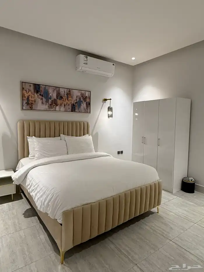 شقة مؤثثة فاخرة في حي العارض 6