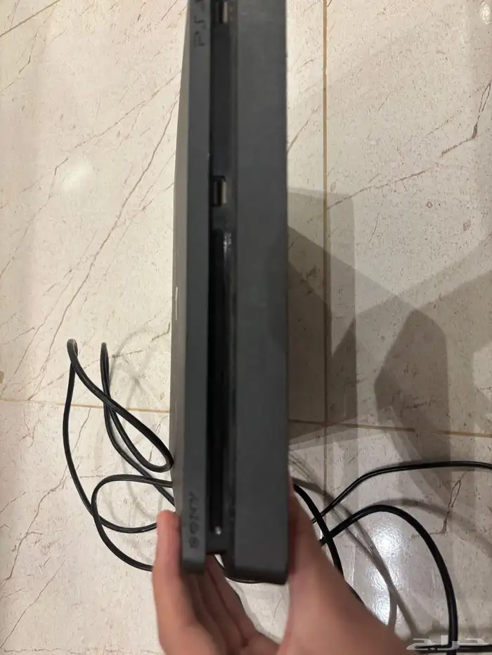 سوني فور 1تيرا شريط فيفا وستاند ايدي وشنطه ماقد انفك 10