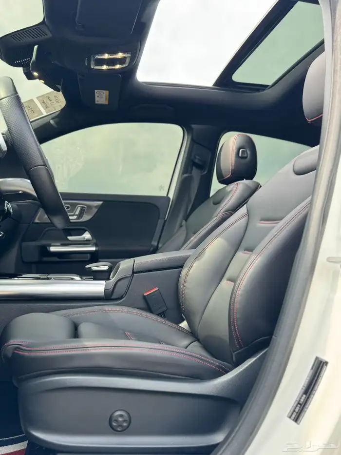 مرسيدس GLA250 فل كامل 2020 (بحاله ممتازه) 7