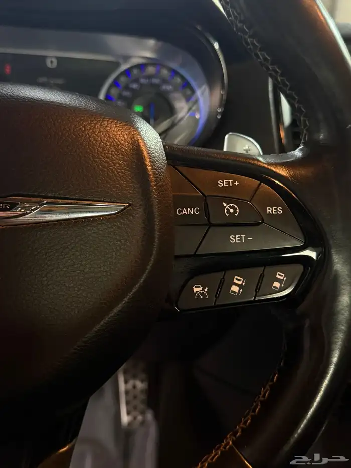 كرايسلر2016 V8 S300 فل كامل 27