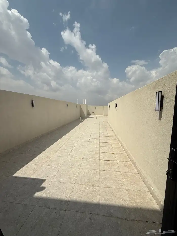 للبيع شقق ارضيه وشقق علويه حي الغدير المحاله ابها 42