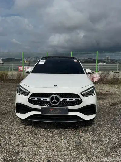 مرسيدس GLA250 فل كامل 2020 (بحاله ممتازه) index