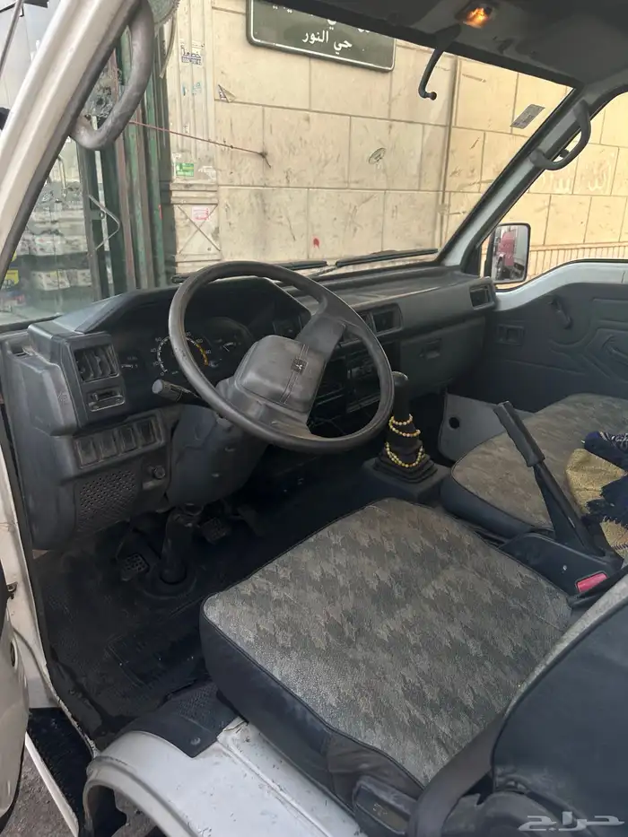 فان ميتسوبيشي مغلق موديل 1999 نوع الوقود بنزين مفحوص مجدد 5