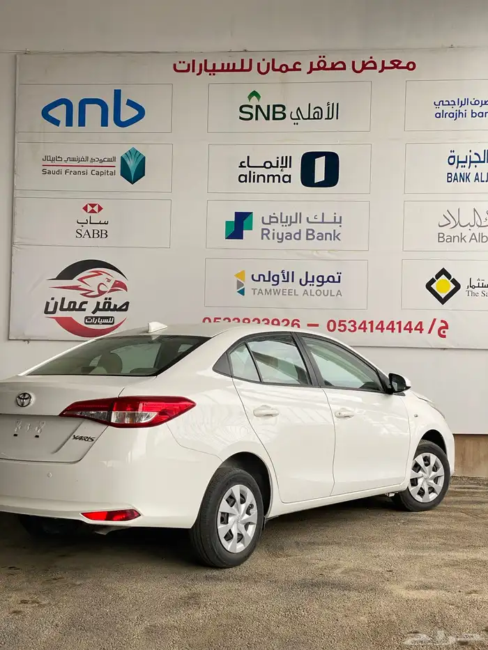تويوتا يارس 2022 موتر نظيف جدا 7