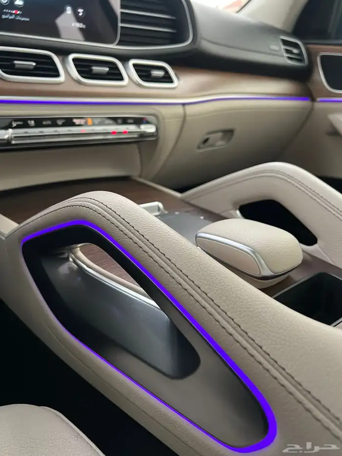 مرسيدس ( GLE450 ) الموديل 2022 شبه جديد 57