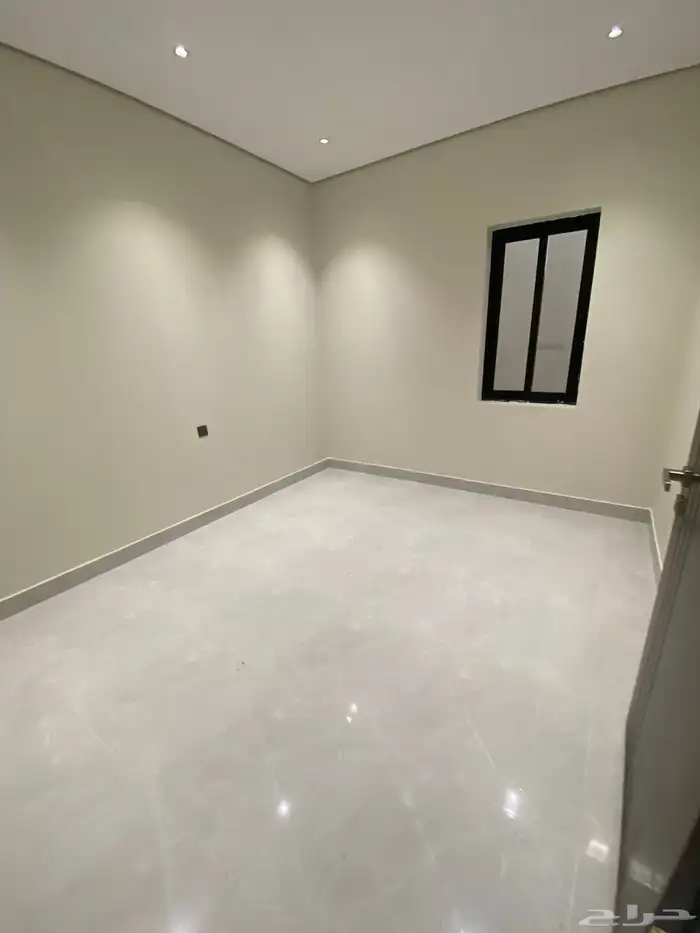 فلل روف أرضيه وعلويه حي الاخضر تشطيب مميز 26