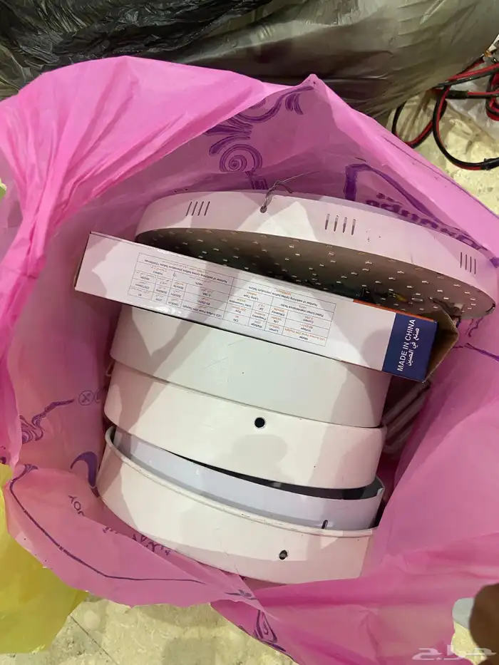 اغراض سباكه و كهربه ونجف للبيع 5