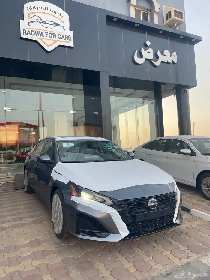 نيسان التيما نص فل 2025 SV 0