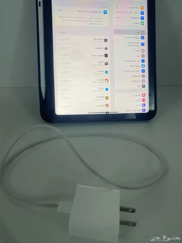 ايباد الجيل العاشر جديد وكاله ولافك والبطارية 100 و المساحه 0