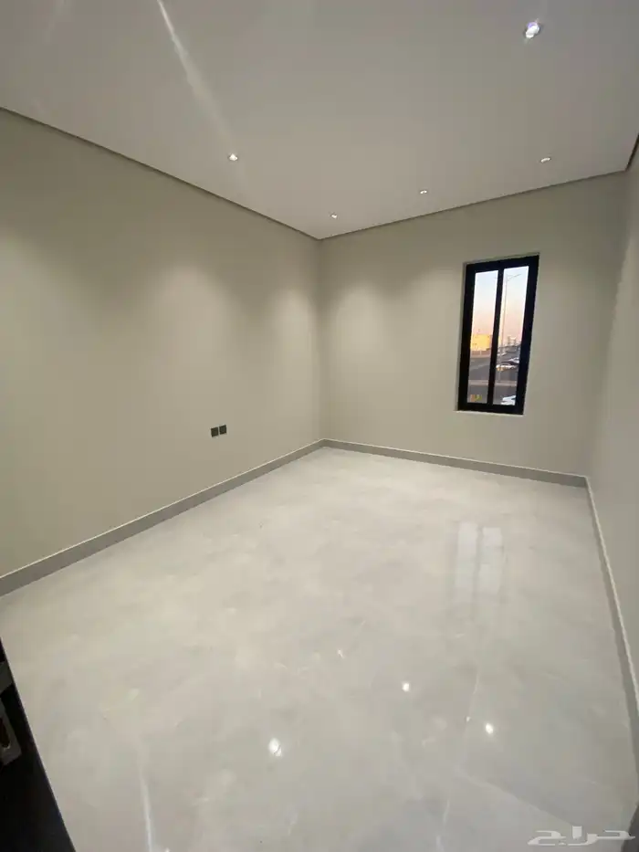 فلل روف أرضيه وعلويه حي الاخضر تشطيب مميز 19