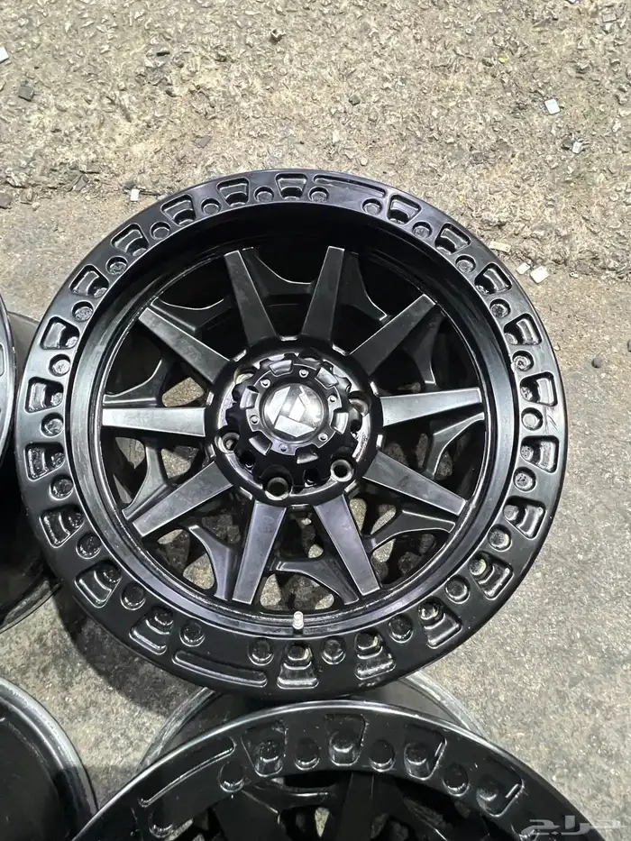 جنوط ميوثد مقاس 17 اسود يركب علا جمس سييرا 10