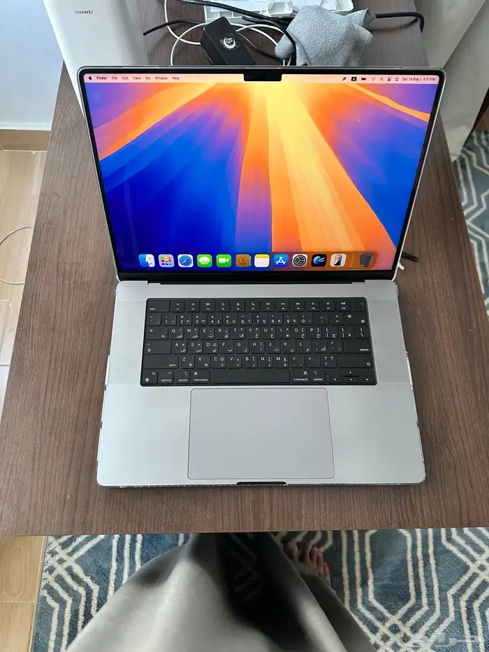 macbook pro 16 inch M1 4