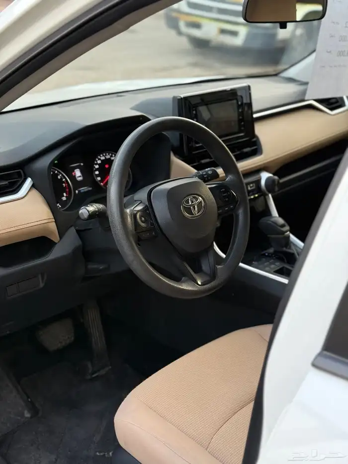 تويوتا راف فور 2022 LE 4x4( دبل) 5