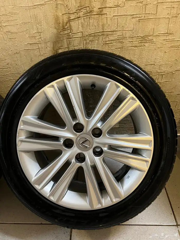 جنوط لكزس es350 وكاله مع الكفرات موديل 13-15 0