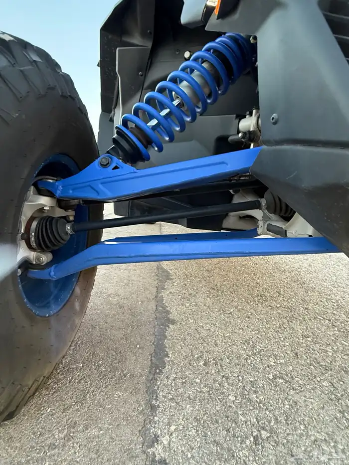 بقي 4 ركاب كانام موديل 22 مافريكX3 R turbo 25