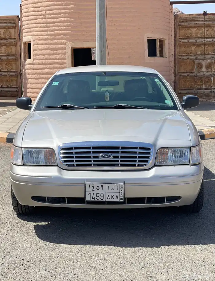 فورد للبيع 10