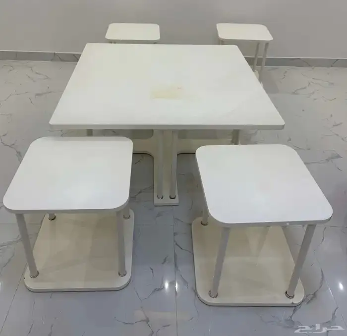 طاوله كامله ب 200 0