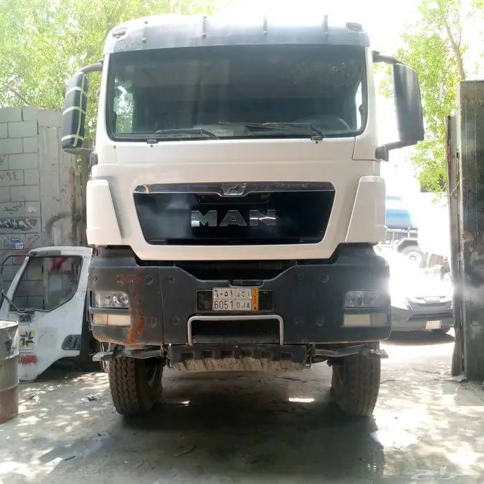 قلابات مان للإيجار 1