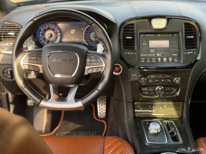 للبيع كرايسلر C300 SRT 8