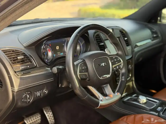للبيع كرايسلر C300 SRT 15