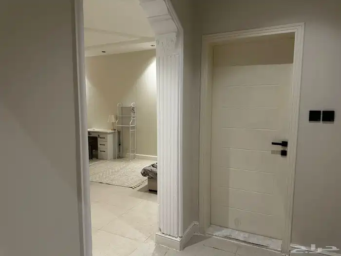 شقة مميزة وفاخرة مؤثثة للايجار 12