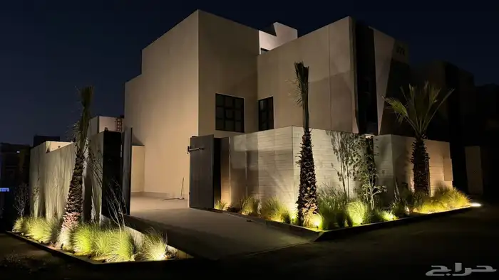 للبيع فيلا راقية بالرياض حي الرمال 0