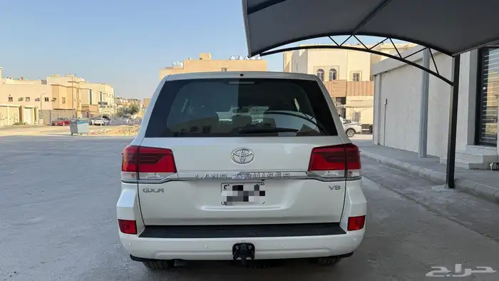 لاندكروزر 2021 5