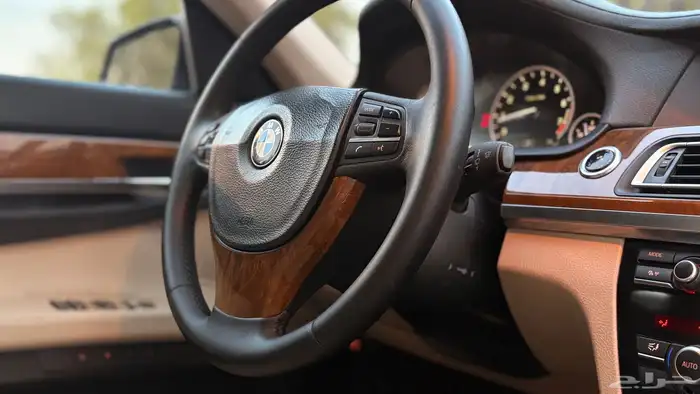 بي ام دبليو 730Li 2012 54