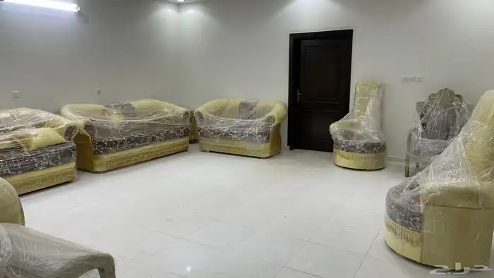 كنب 9 قطع و2 طاولات 0