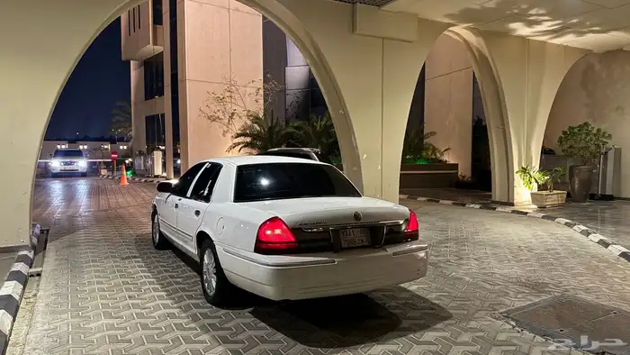 فورد ماركيز 2010 13