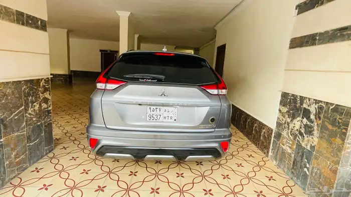 سيارة ميستوبيشي اكليبس كروس 2