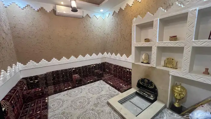 فله للبيع مع شقتين بسعر مغري 3