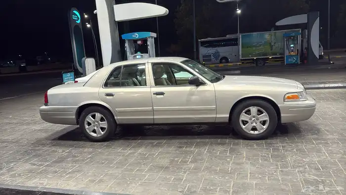 فورد 2011 2
