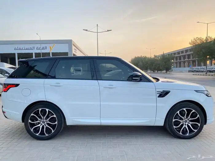 رنج روفر SPORT HSE 10