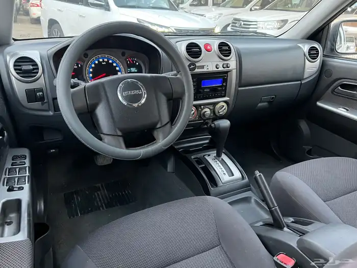 ايسوزو 2007 LS قير اوتوماتك ممشى 129.000لدى قمة الاطلال 39
