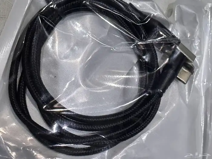 تصفية مستودع   كراتين   شواحن   أوراق زينة 11