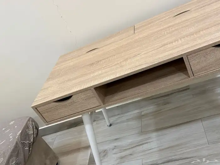 طاوله مكتبيه 0