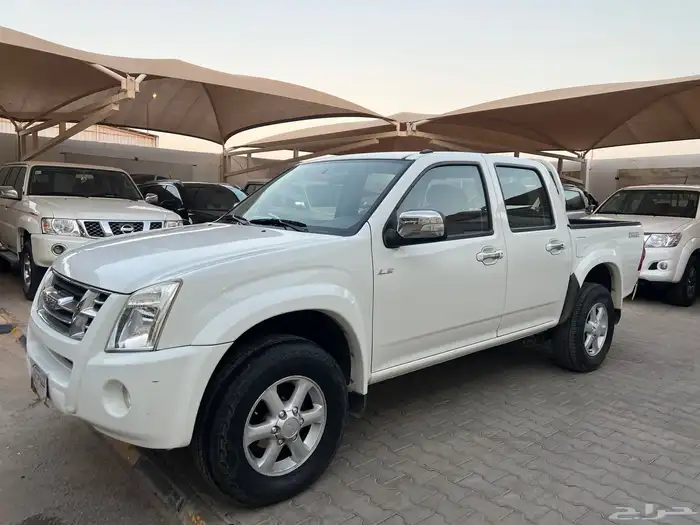 ايسوزو 2007 LS قير اوتوماتك ممشى 129.000لدى قمة الاطلال 29