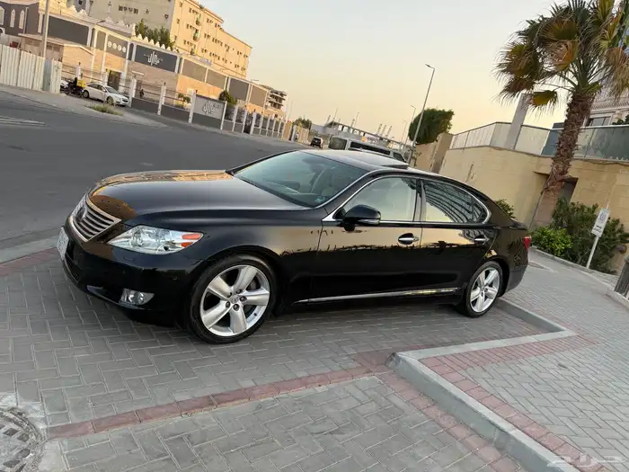 لكزس 460L سعودي موديل 2011 لارج فل الفل رادار كرسي طيار 7