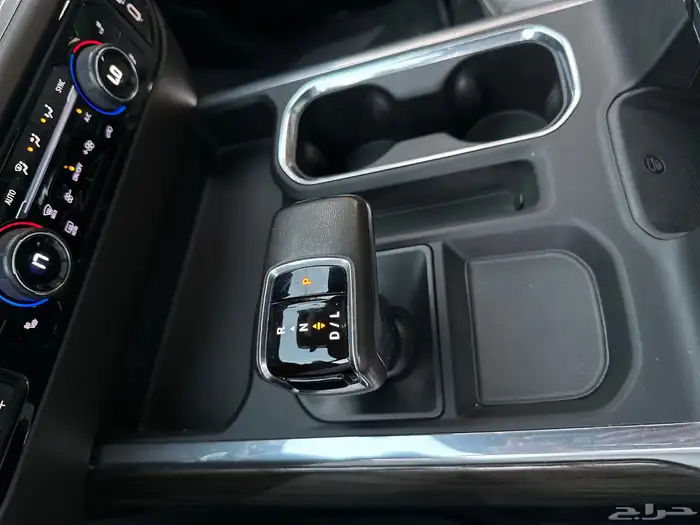 سلفرادو 2022 دفعه ثانيه قير ارضي بدي وكاله اسود 13