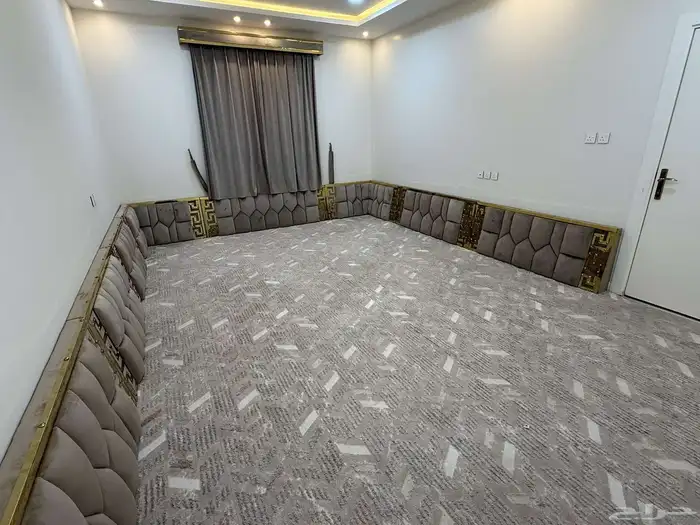 بيع صاله سداسية مع مقلط 2