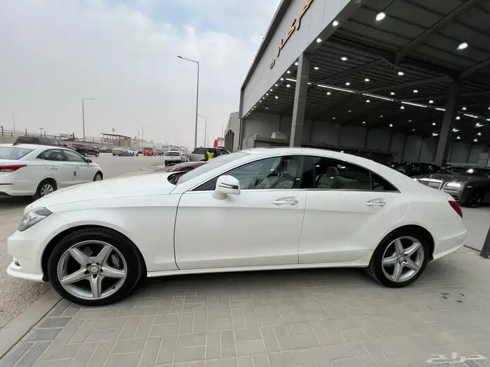 مرسيدس CLS.500 فل كامل موديل 2014 4