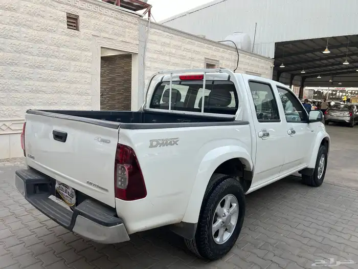 ايسوزو 2007 LS قير اوتوماتك ممشى 129.000لدى قمة الاطلال 9