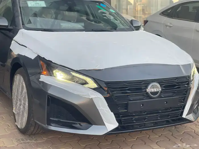 نيسان التيما نص فل 2025 SV 1