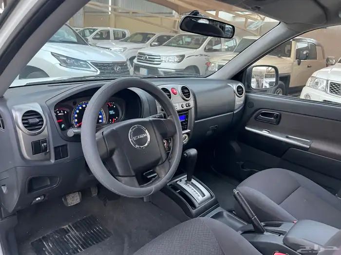 ايسوزو 2007 LS قير اوتوماتك ممشى 129.000لدى قمة الاطلال 52