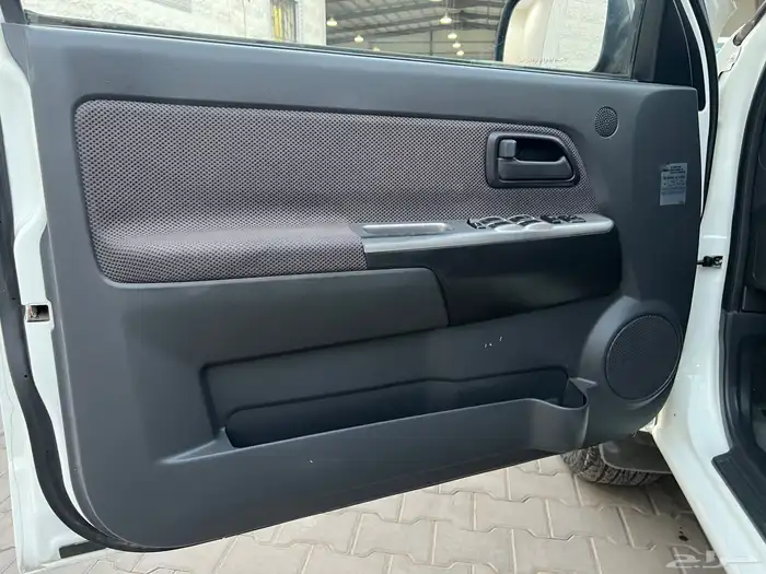 ايسوزو 2007 LS قير اوتوماتك ممشى 129.000لدى قمة الاطلال 48