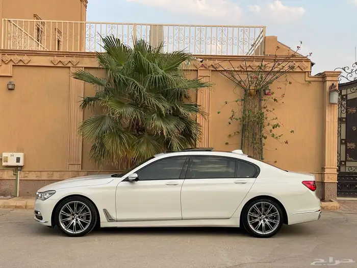 بي ام دبليو Li730 - 2017 بحالة الوكالة (( تم البيع)) 0