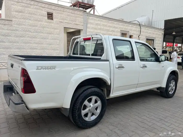 ايسوزو 2007 LS قير اوتوماتك ممشى 129.000لدى قمة الاطلال 11